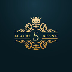 Obraz premium Luxury Gold S Letter Logo. Luxury Logo Initial Letter S Design
