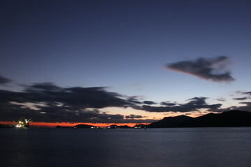 エントツの煙と色ずく空　SDGs 地球環境！コンビナート環境問題　山口県周南
