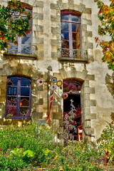 Fototapeta na wymiar Rochefort en Terre; France - october 23 2022 : old village