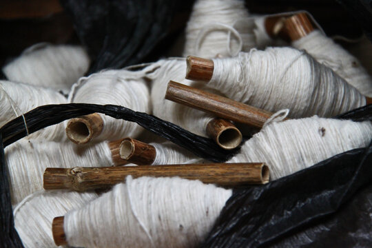 Balls of thread