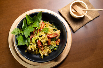 Spaghetti Green Curry with Chicken