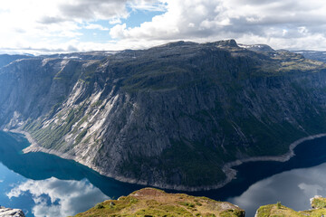 Mountain View on the trail to Trolltunga, Norway