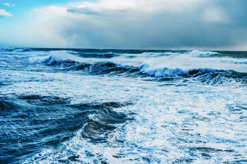 Obraz na płótnie Canvas Majestic place of the stormy Atlantic ocean. Basalt rocks 
