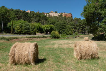 Zentrum des Ocres: Zentrum des Ocres: Roussillion