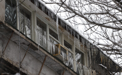 Icicles on the building 