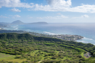 View from the Diamond Head vulcano lookout.