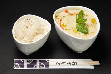 Green curry of shrimp