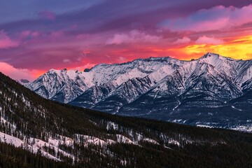 Fototapeta na wymiar Colourful Sunrise In The Mountains