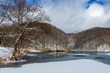 冬の裏磐梯・曲沢沼