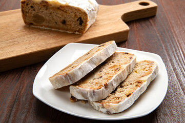 ドイツのフルーツケーキ、シュトーレン