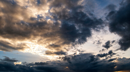 Fototapeta premium colorful dramatic sky with cloud at sunset.beautiful sky with clouds background