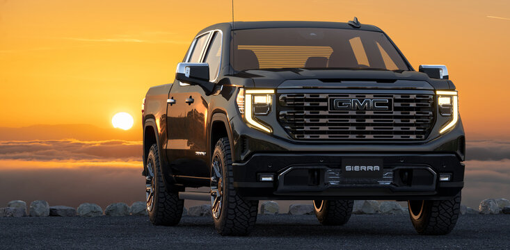 GMC Sierra goes for luxury and technology.