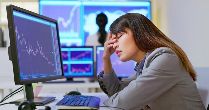 Stock market analyst