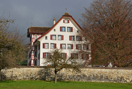 Das Herrenhaus Benziger in Schwyz, Schweiz