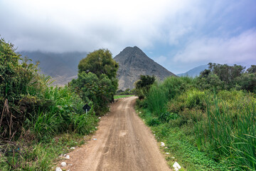 Fototapeta na wymiar road in the mountain nature of Peru in South America