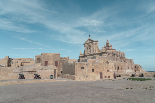 The citadel in Victoria on Gozo is an amazing, beautiful historic place that you must visit on Gozo. 