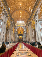 Navata Centrale della Basilica d San Pietro - Città del Vaticano, Roma, Italy