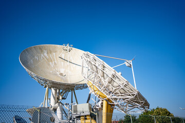 Earth based astronomical radio telescope