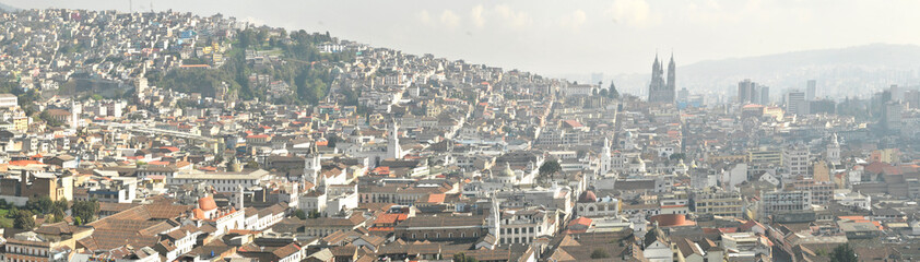 Fototapeta na wymiar Panorama of the capital of Ecuador, Quito