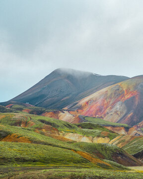 iceland rainbow mountains