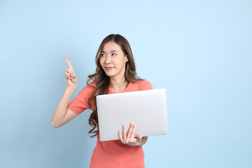 Naklejka premium Casual Asian Woman