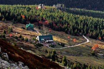 karkonosze, góry, sudety, jesień, schronisko gorskie © Daniel Folek