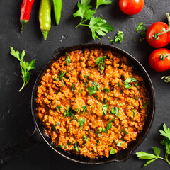 Keema curry in frying pan