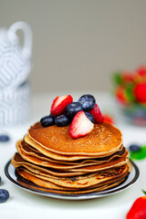 pancakes with berries