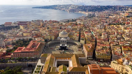 Photo sur Plexiglas Naples Aerial view of Piazza del Plebiscito, a large public square in the historic center of Naples, Italy. It's bounded by the Basilica of San Francesco di Paola and the royal palace of the city.