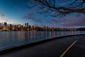 Fototapeta premium Vancouver BC from Stanley Park Seawall