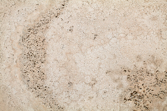 Texture di un pavimento in marmo travertino ad alta risoluzione con diversi motivi e dettagli