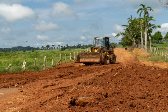 Trator terraplanagem