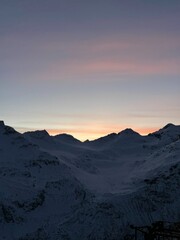 Obraz premium sunset over the mountains