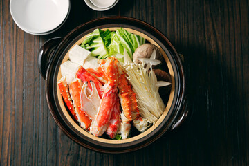 ずわい蟹の蟹鍋　Hot pot of red king crab