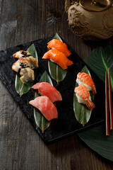 Top view of susi set served on black plate