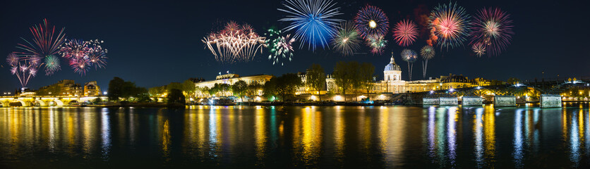 Fototapeta na wymiar Paris riverside panorama with New Year Fireworks