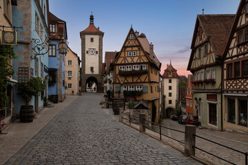 Fototapeta na wymiar Medieval Plönlein overlooking the Siebers Tower in the german town of Rothenburg ob der tauber. 
