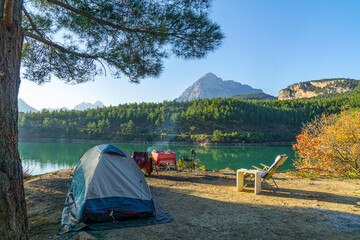 Fototapeta premium camping near the Doyran lake with spectacular view