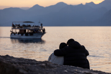 people taking pictures at sunset selfie silhouette valentine's day