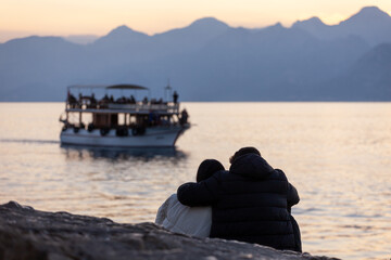 people taking pictures at sunset selfie silhouette valentine's day