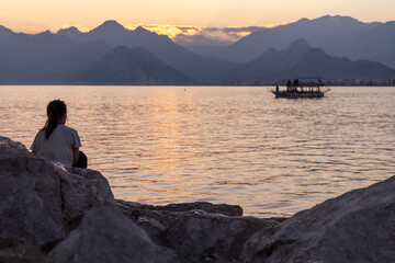 people taking pictures at sunset selfie silhouette valentine's day