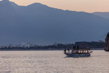 people taking pictures at sunset selfie silhouette valentine's day