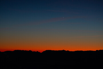 Obraz premium sunrise in the snow dolomites