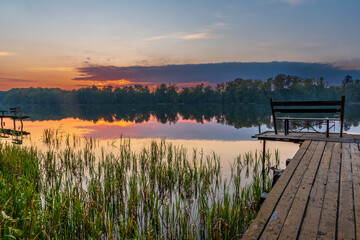 Pomost nad jeziorem © Andrzej