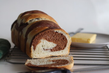 Vanilla Chocolate Swirl Bread. It is a delicious, bakery style bread made with dough of vanilla, chocolate and sweet milk