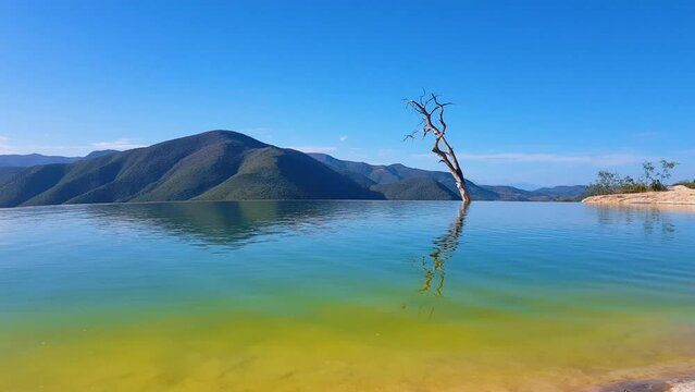Panning of Hierve el Agua, is a set of natural rock formations that resemble cascades of water and small natural and artificial pools, is located about 70 km east of Oaxaca city, past Mitla, Mexico.