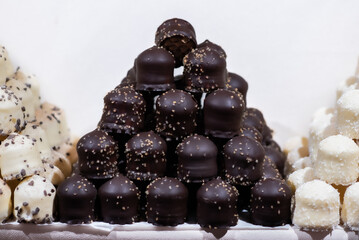 Sweet cakes in the Glasgow Christmas market