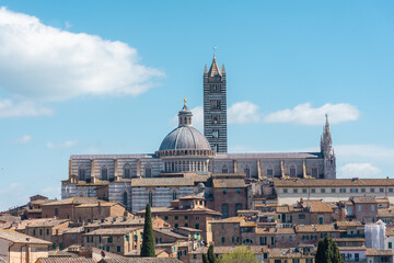 Fototapeta na wymiar Cityscape of Siena historic center with the Cathedral, Tuscany, Italy