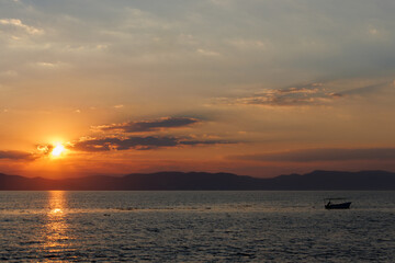 Obraz premium Sunset on the lake