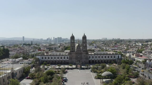 Dron sobre Iglesia en Zapopan Jalisco M&eacute;xico 